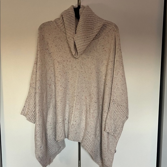 LOFT Sweaters - LOFT Speckled Cream Cowl Neck Sweater